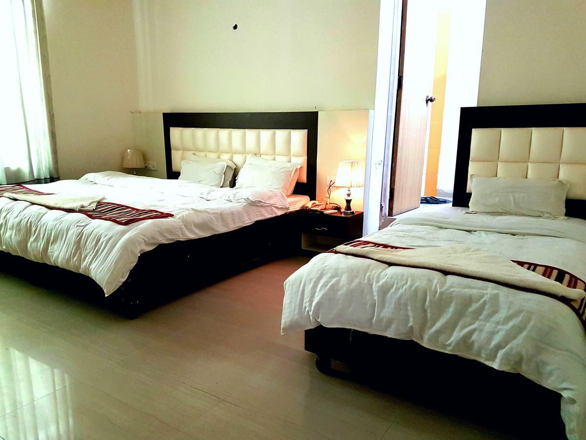 Kitchen Hut Hotel Nepalgunj 外观 照片